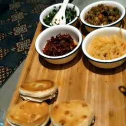 烏魯木齊雨軒齋清真食品旗下第九味清真餐飲 顧客綜合評(píng)價(jià)與分析